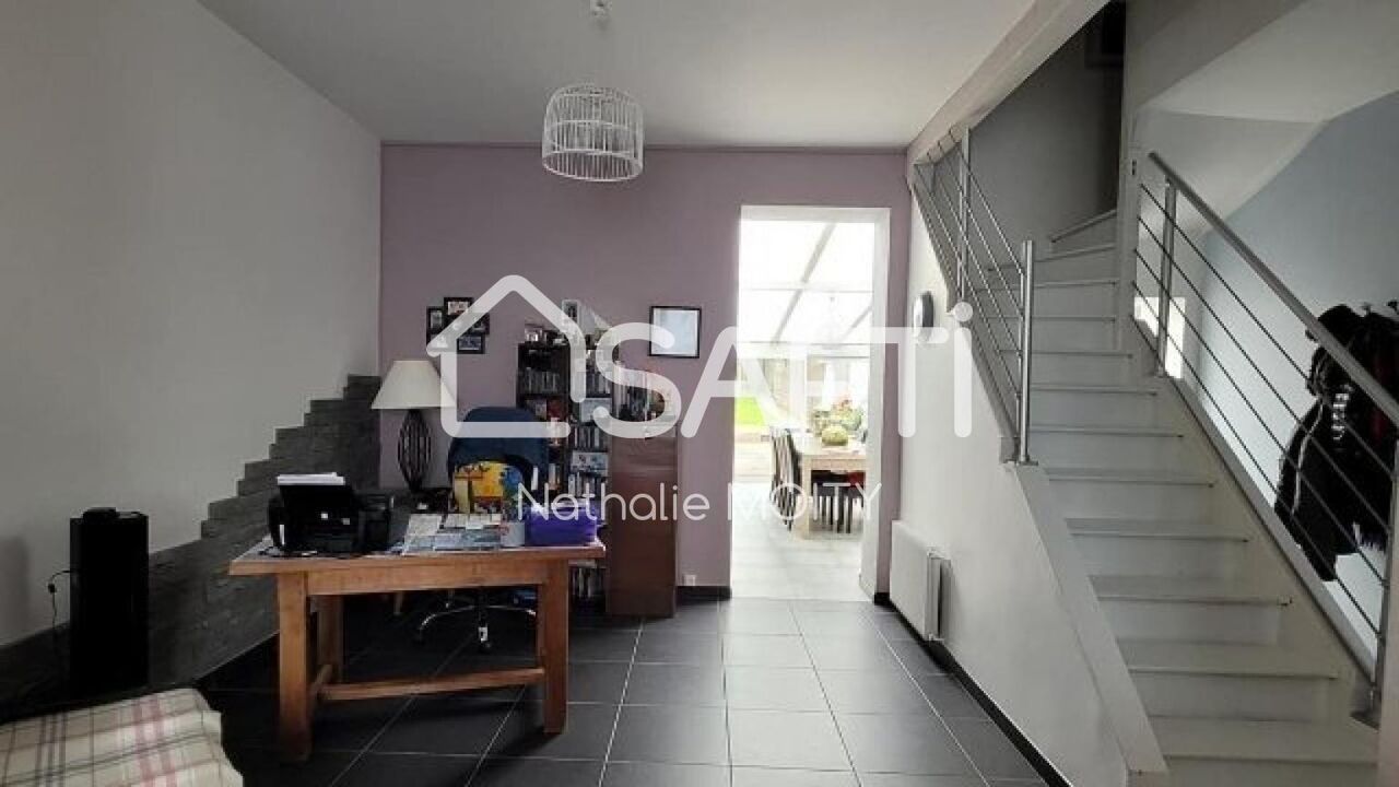 maison 6 pièces 121 m2 à vendre à Saint-Quentin (02100)