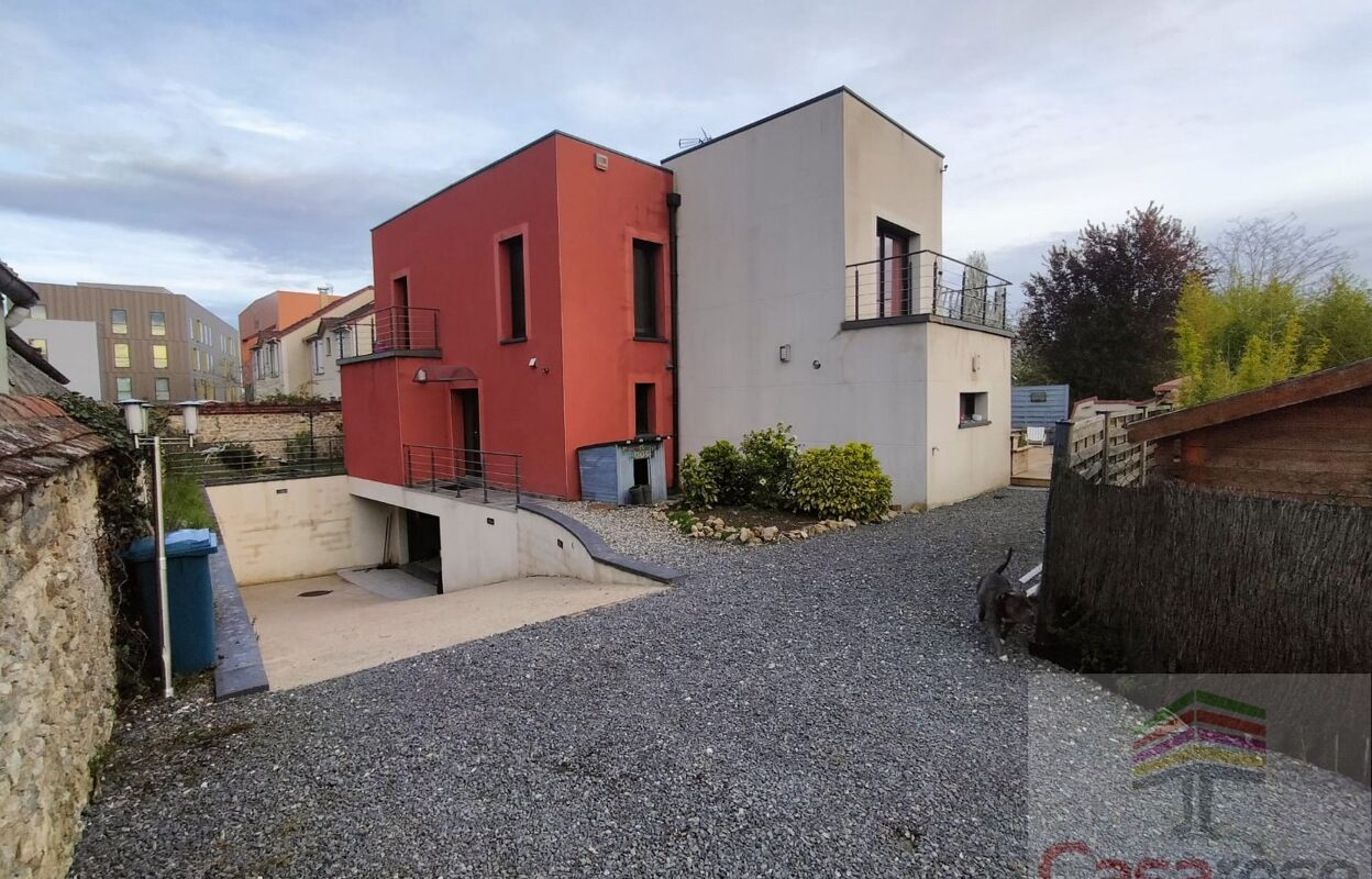 maison 6 pièces 199 m2 à vendre à Orléans (45000)