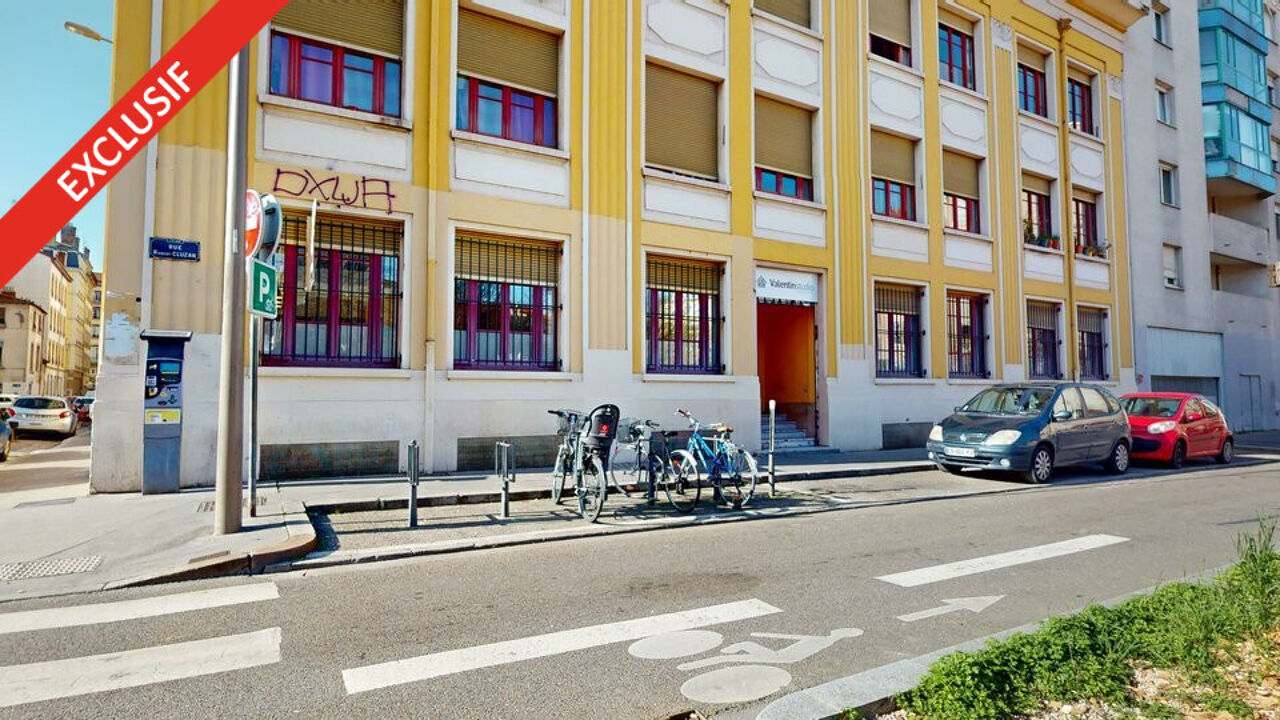 bureau  pièces 324 m2 à louer à Lyon 7 (69007)