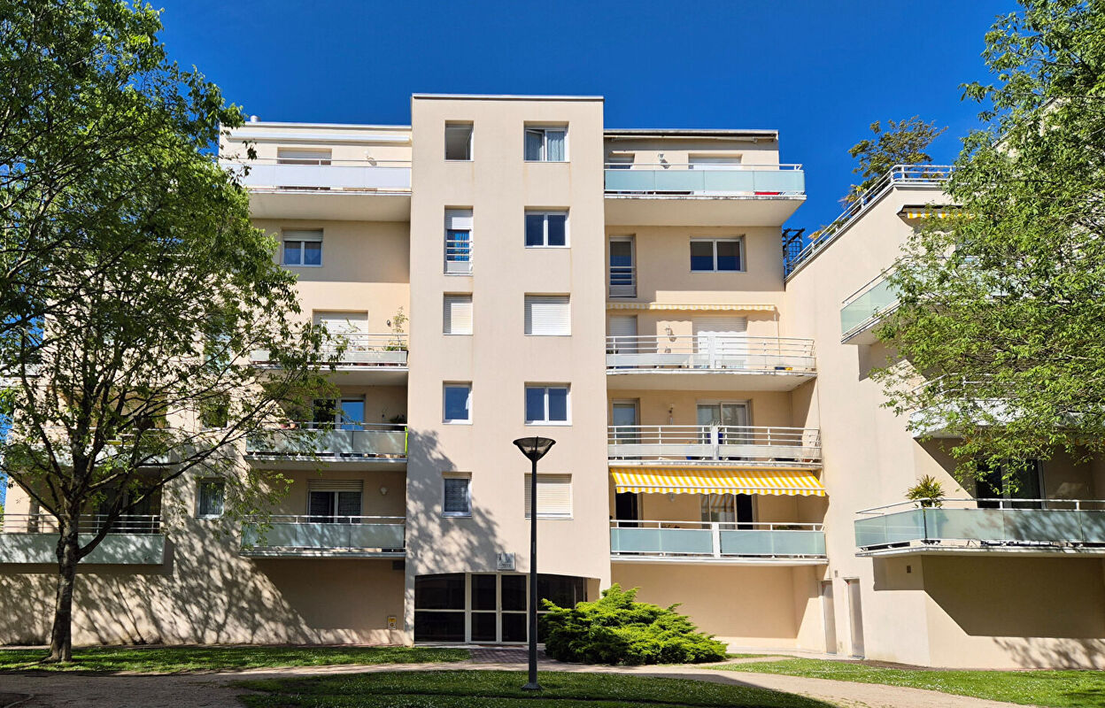 appartement 4 pièces 77 m2 à vendre à Pau (64000)