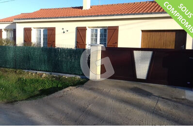 vente maison 196 325 € à proximité de Saint-Vincent-sur-Jard (85520)