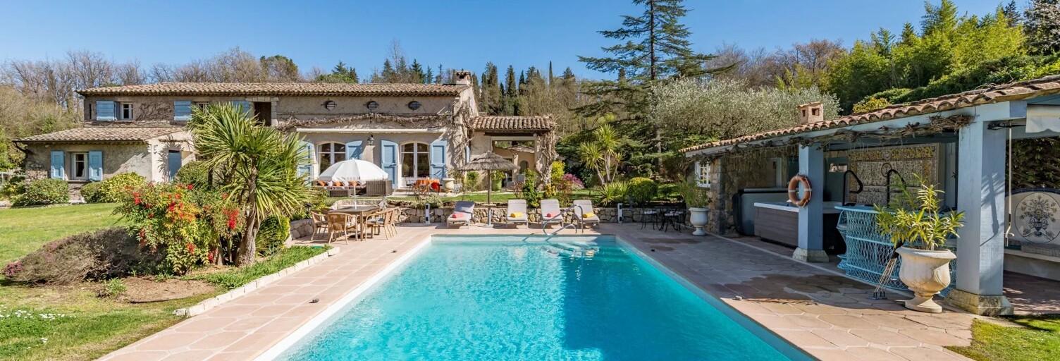 Maison 11 Pièces 330 m² à vendre à Châteauneuf-Grasse (06740)