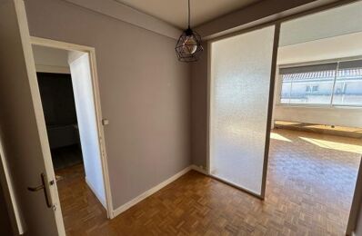location appartement 1 150 € CC /mois à proximité de Vienne (38200)