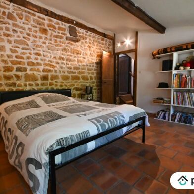 Maison 8 pièces 301990 €