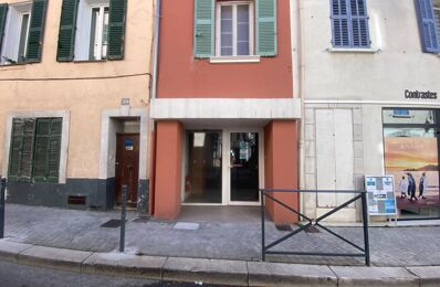 location bureau 700 € CC /mois à proximité de Le Beausset (83330)