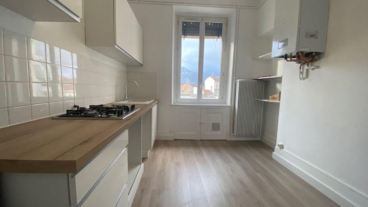 appartement 3 pièces 67 m2 à louer à Grenoble (38000)