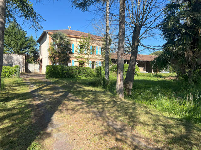 MAISON DE MAITRE, COEUR DE VILLAGE — photo du bien