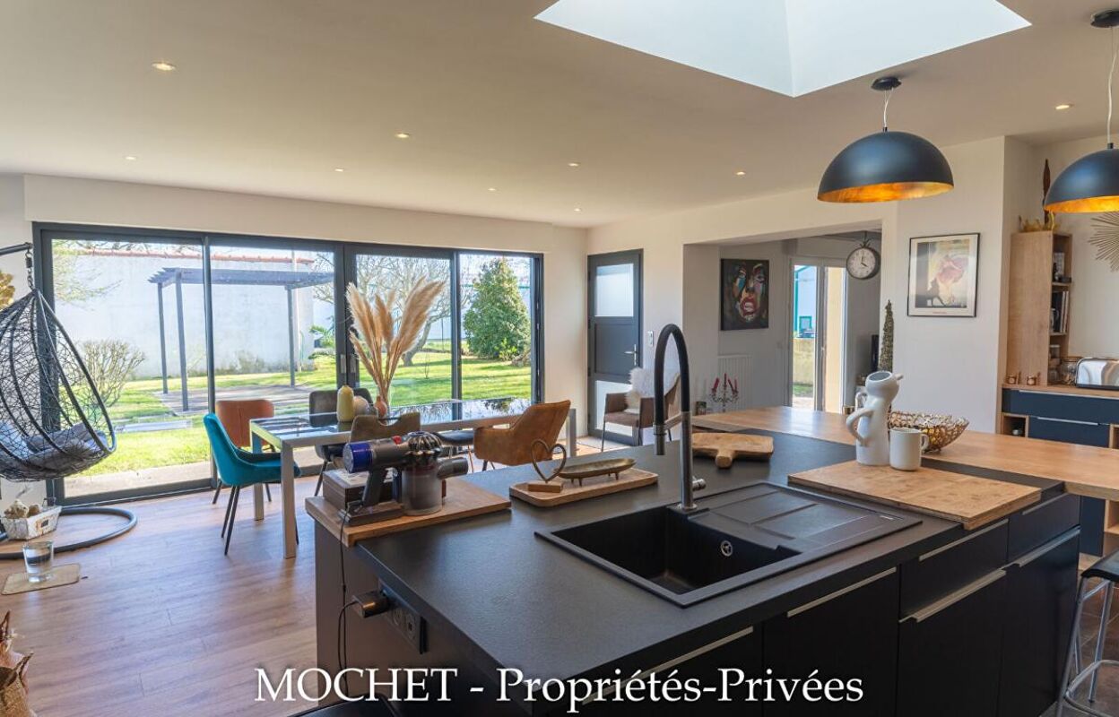 maison 5 pièces 114 m2 à vendre à Saint-Julien-de-Concelles (44450)