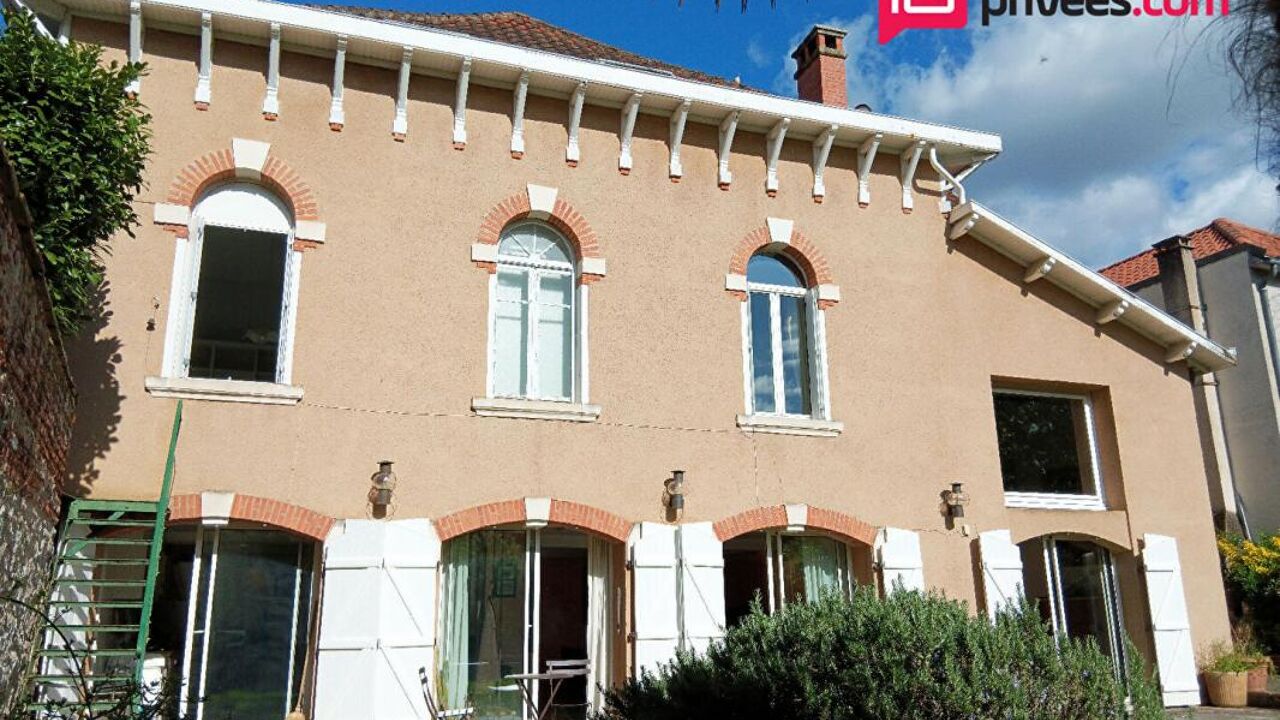 maison 10 pièces 280 m2 à vendre à Cahors (46000)