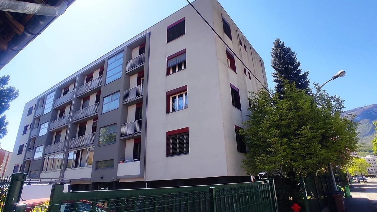 appartement 3 pièces 59 m2 à vendre à Fontaine (38600)