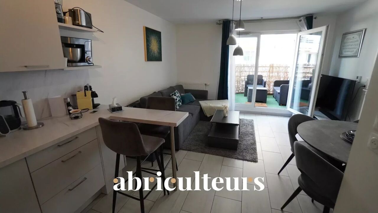 appartement 2 pièces 42 m2 à vendre à Montmagny (95360)