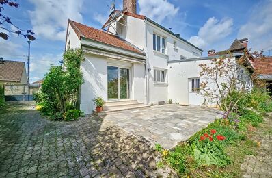 vente maison 230 000 € à proximité de Juvigny (02880)