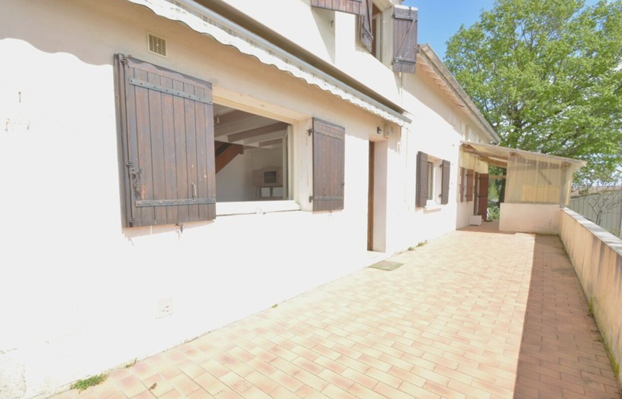 maison 3 pièces 110 m2 à vendre à Saint-Seurin-sur-l'Isle (33660)