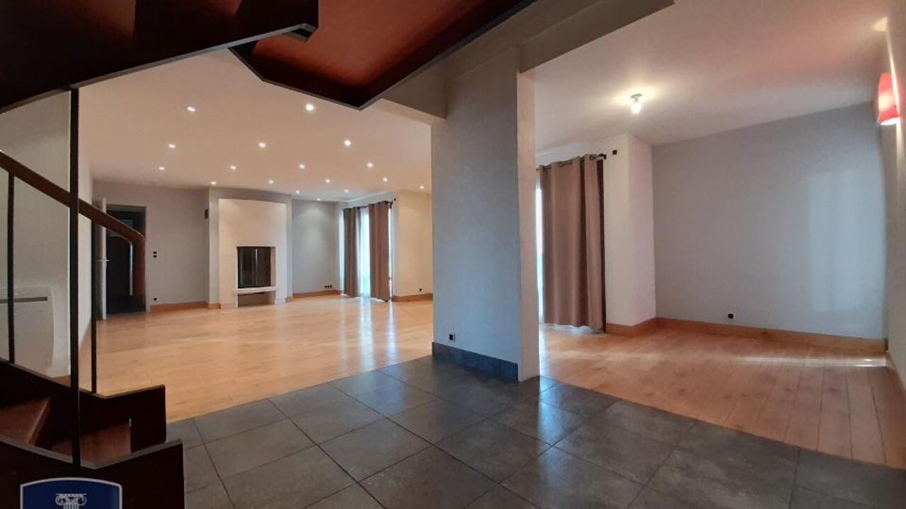 appartement 5 pièces 260 m2 à louer à Châteauroux (36000)