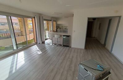 location appartement 1 250 € CC /mois à proximité de Saint-Martin-de-Crau (13310)