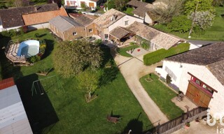 Maison 10 Pièces 326 m² à vendre à Rouillé (86480)