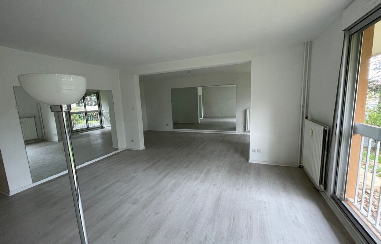 appartement 6 pièces 117 m2 à vendre à Villefranche-sur-Saône (69400)