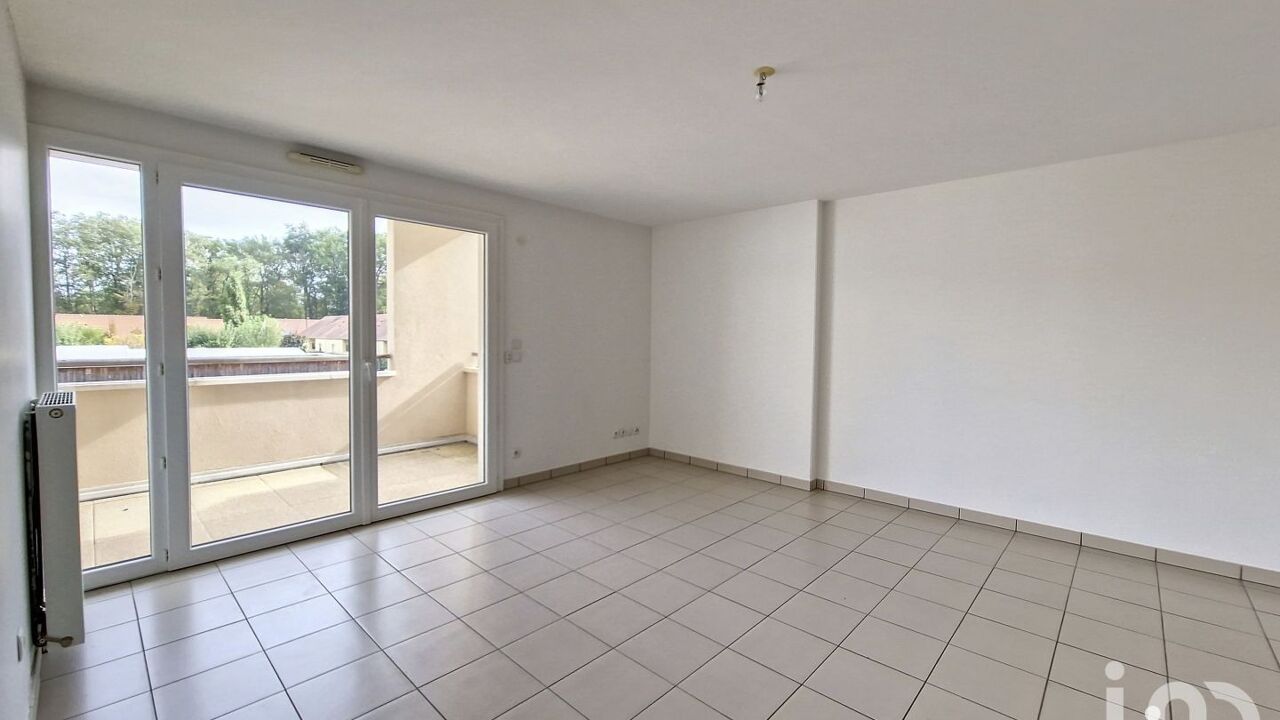 appartement 2 pièces 52 m2 à louer à Pringy (77310)