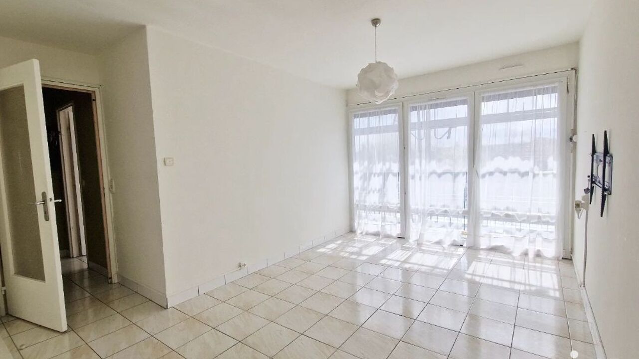 appartement 3 pièces 56 m2 à vendre à Tournan-en-Brie (77220)