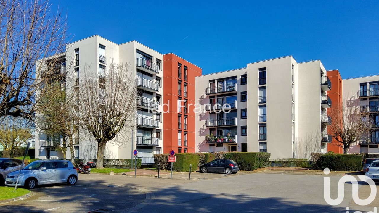 appartement 3 pièces 65 m2 à vendre à Les Clayes-sous-Bois (78340)