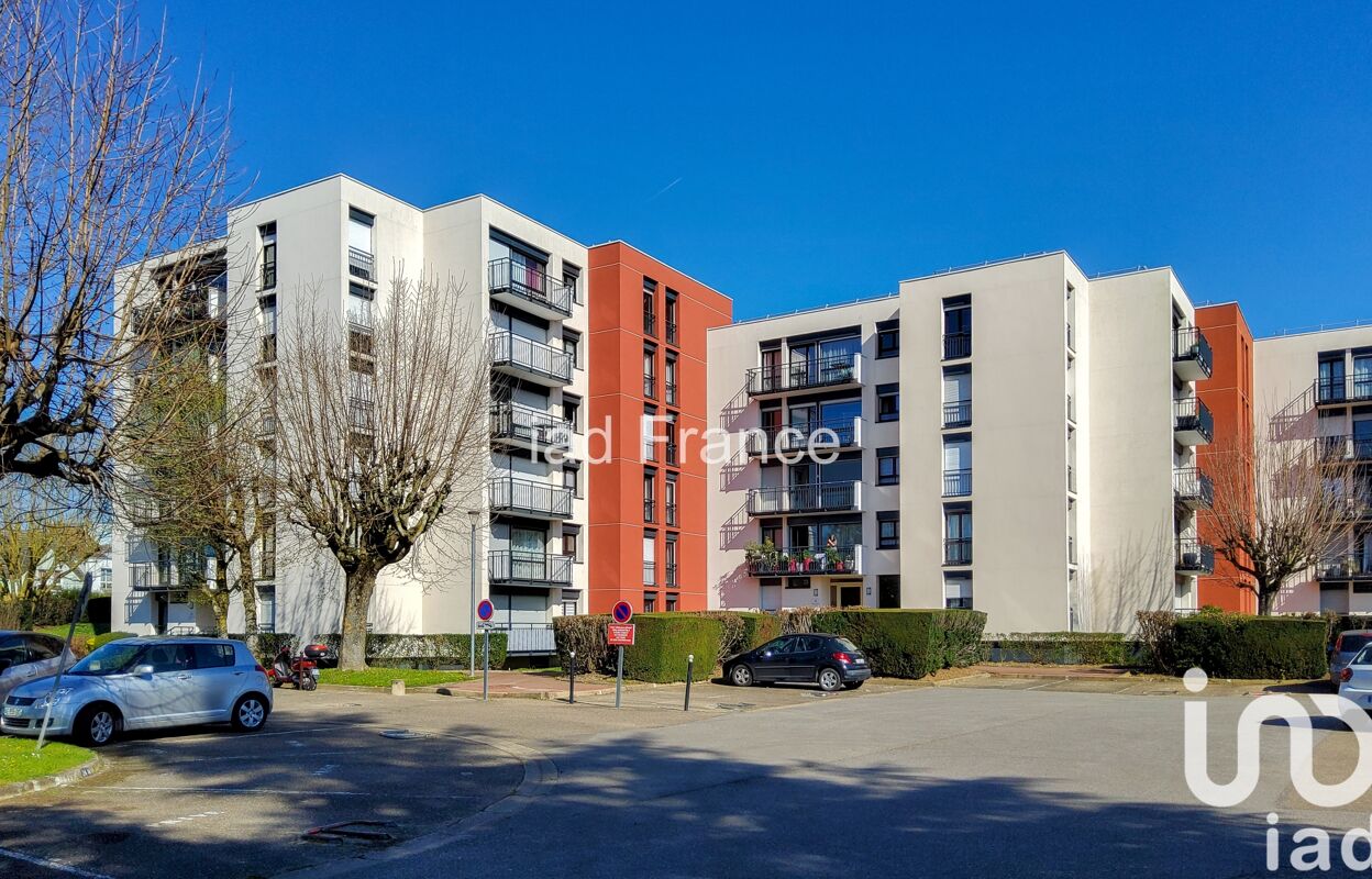 appartement 3 pièces 65 m2 à vendre à Les Clayes-sous-Bois (78340)