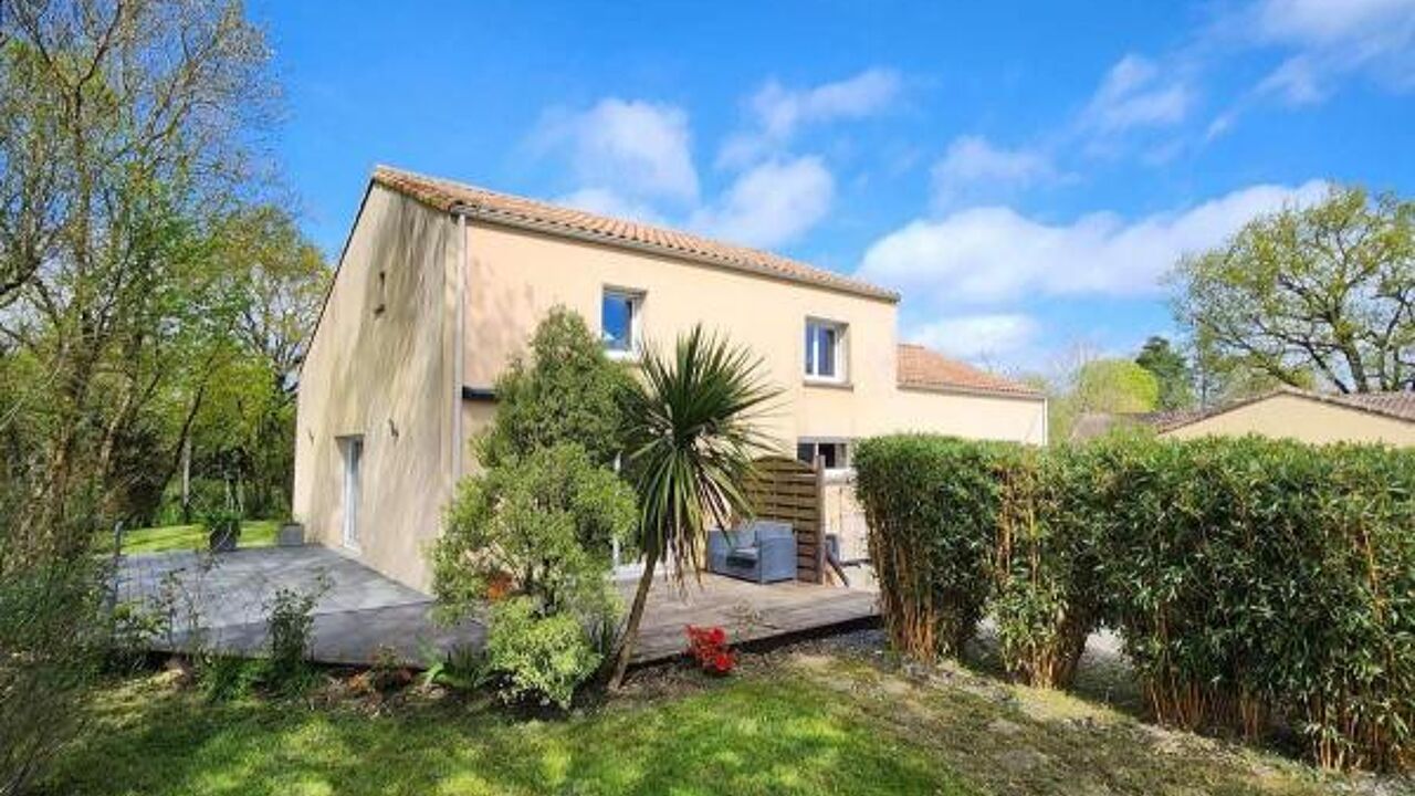 maison 4 pièces 140 m2 à vendre à Corcoué-sur-Logne (44650)