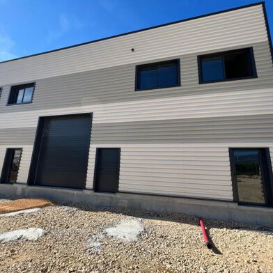 Local industriel  1850000 €