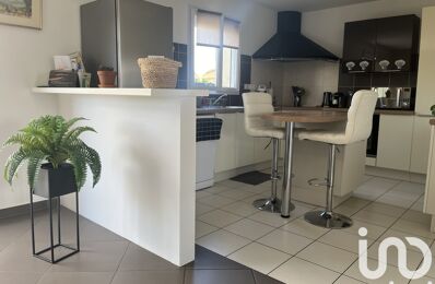 vente maison 257 000 € à proximité de Montpellier-de-Médillan (17260)