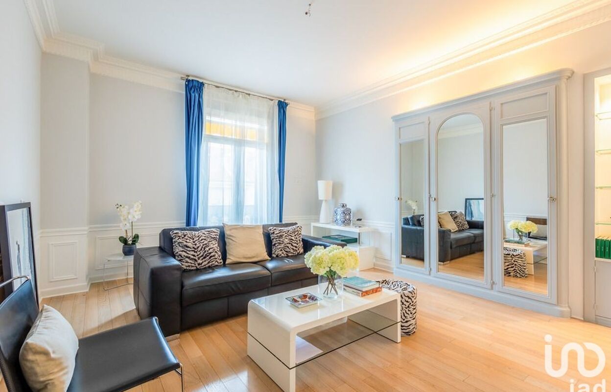 appartement 2 pièces 64 m2 à vendre à Nice (06000)