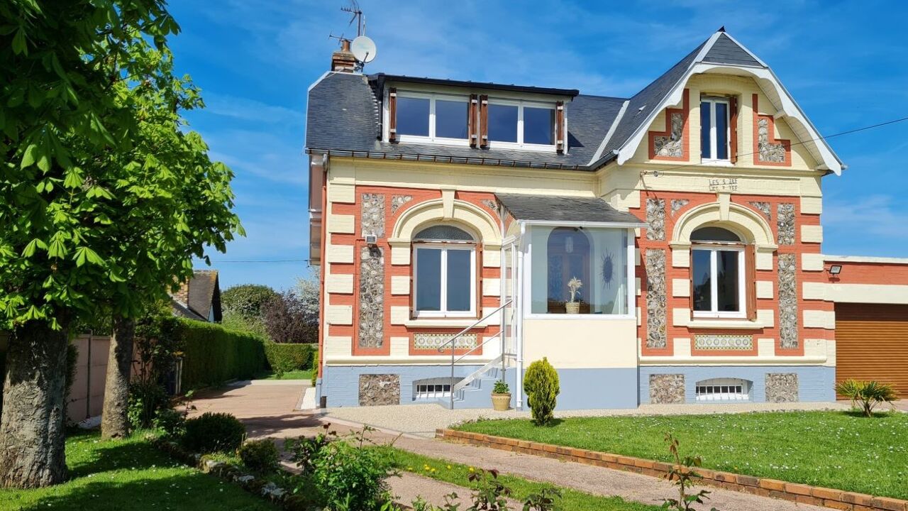 maison 6 pièces 125 m2 à vendre à Saint-Laurent-de-Brèvedent (76700)