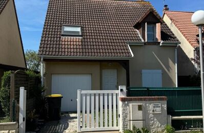 location maison 1 100 € CC /mois à proximité de Vennecy (45760)