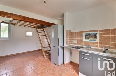 location appartement 540 € CC /mois à proximité de Roquefort-la-Bédoule (13830)