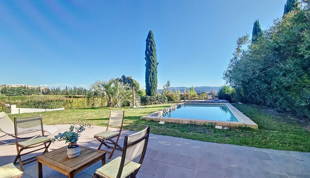 Villa / Maison 5 pièces  à vendre Aix-en-Provence 13090