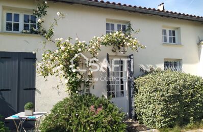 vente maison 990 000 € à proximité de Saint-Seurin-de-Bourg (33710)
