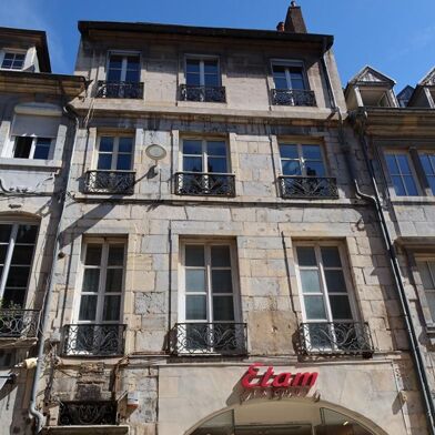 Appartement 4 pièces 225000 €