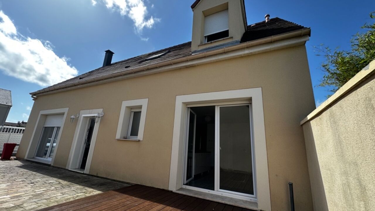 maison 5 pièces 136 m2 à vendre à Le Coudray (28630)