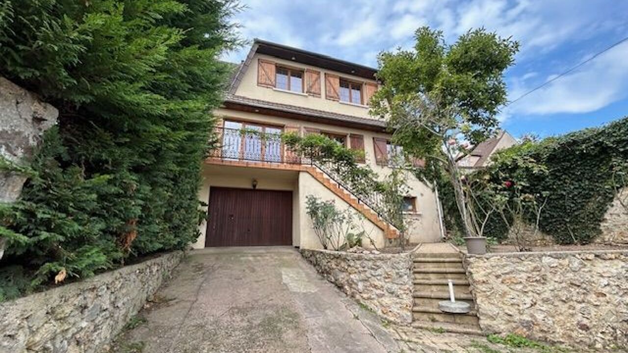 maison 6 pièces 132 m2 à vendre à Courdimanche (95800)