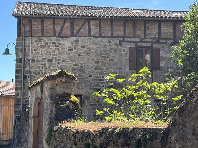 Maison en pierre — photo du bien