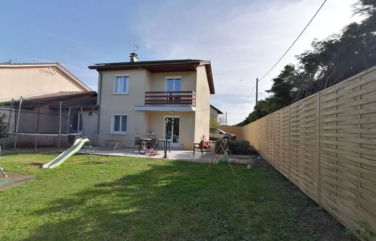 maison 7 pièces 110 m2 à vendre à Charvieu-Chavagneux (38230)