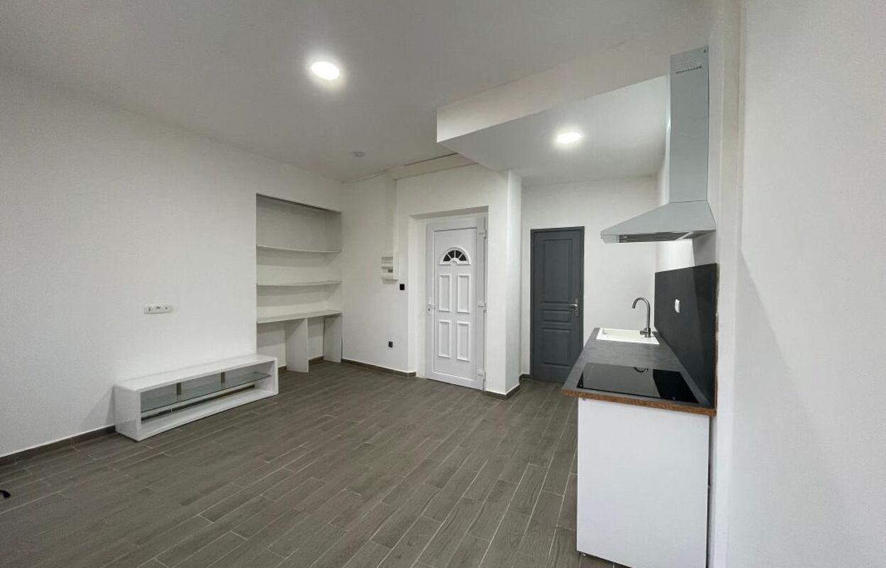 appartement 1 pièces 23 m2 à louer à Solliès-Pont (83210)