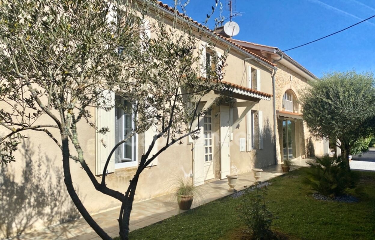 maison 6 pièces 172 m2 à vendre à Saint-Laurent-du-Bois (33540)