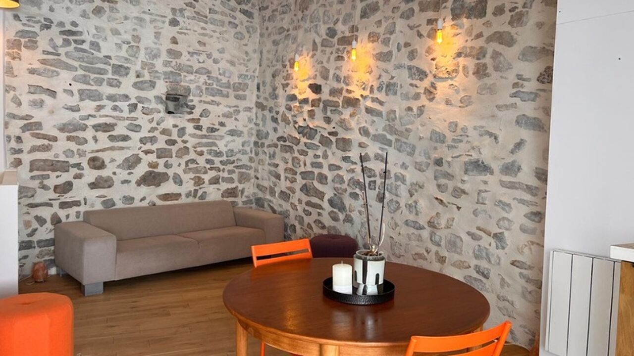 maison 4 pièces 77 m2 à vendre à Ceyreste (13600)