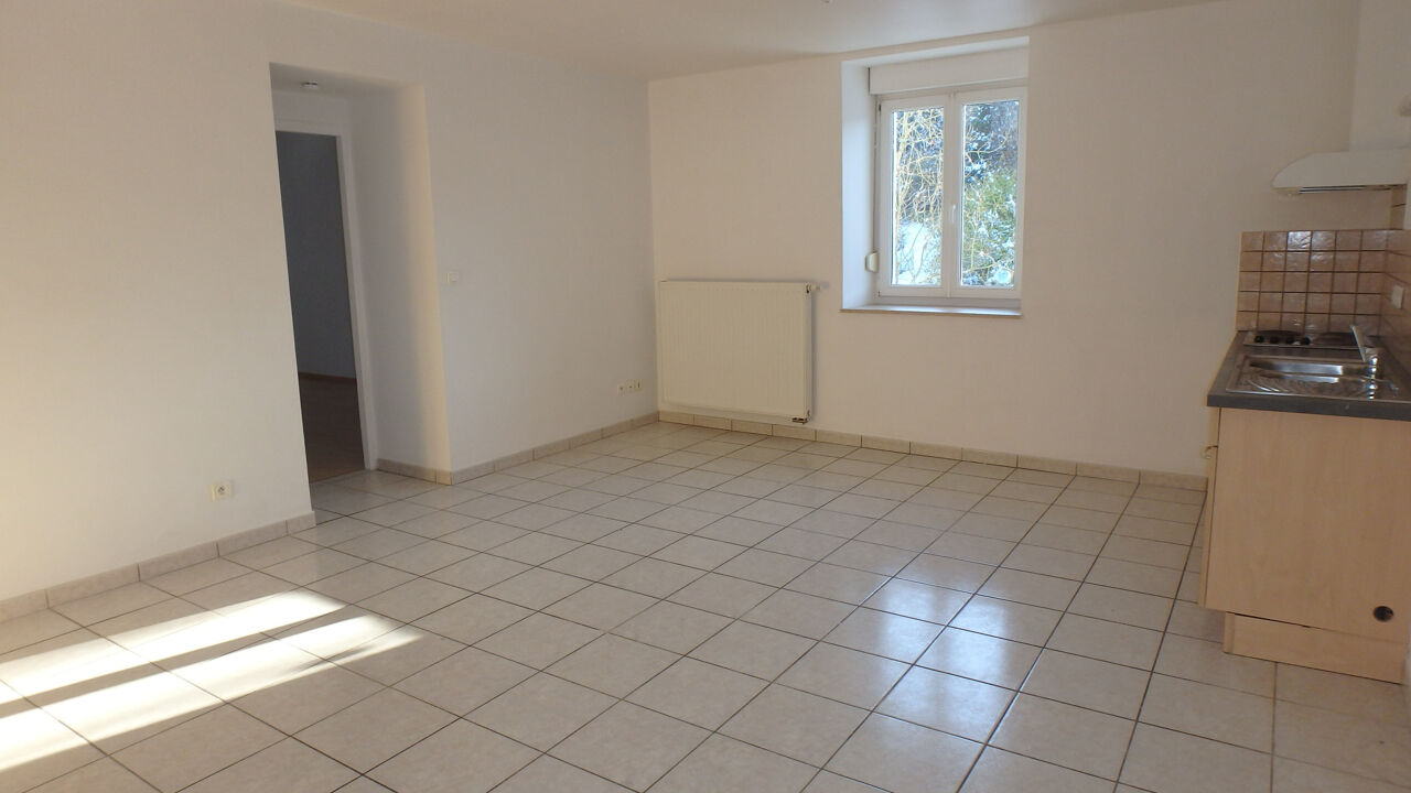 appartement 3 pièces 81 m2 à louer à Maîche (25120)