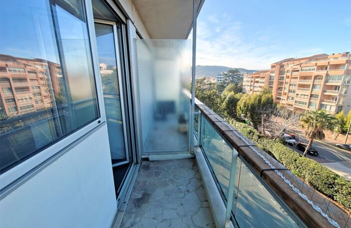 STUDIO FRONT DE MER RESIDENCE STANDING — photo 3