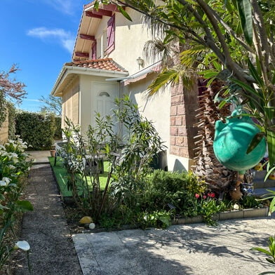 Maison 8 pièces 1560000 €