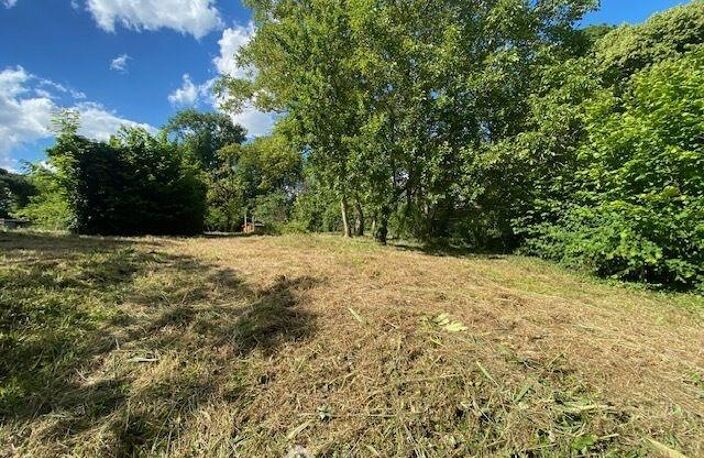 Terrain constructible - 1100m² - Réaumur — photo 3