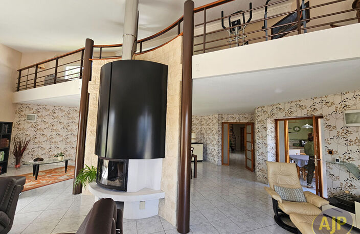 A VENDRE MAISON SAINT GEORGES DES COTEAUX — photo 5