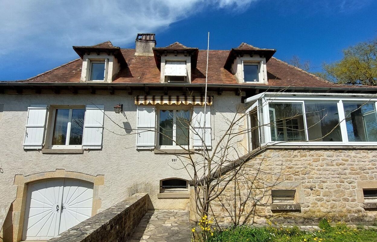 maison 6 pièces 174 m2 à vendre à Saint-Laurent-les-Tours (46400)