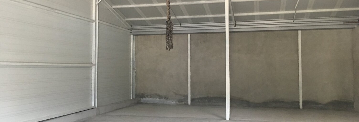 Commerce  315 m² à louer à Taluyers (69440)