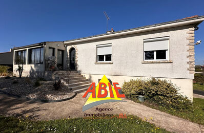 vente maison 274 300 € à proximité de Faye-sur-Ardin (79160)